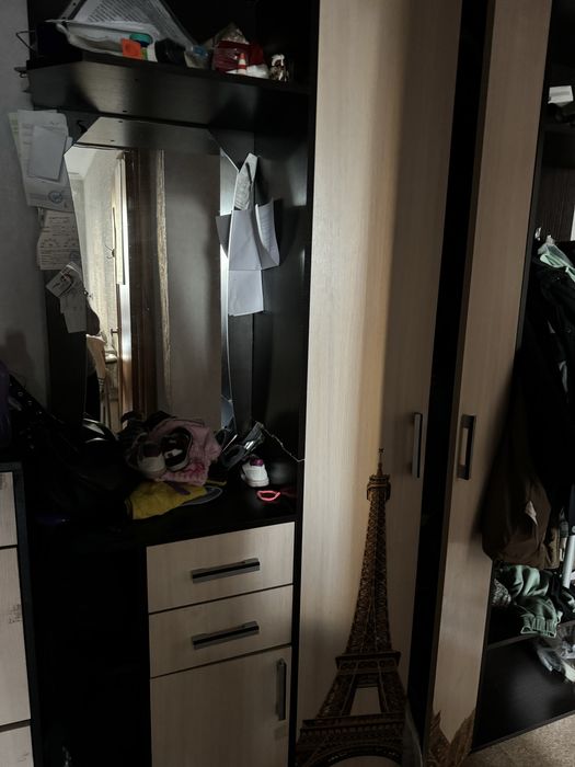 Продам б/у прихожую в хорошем состоянии