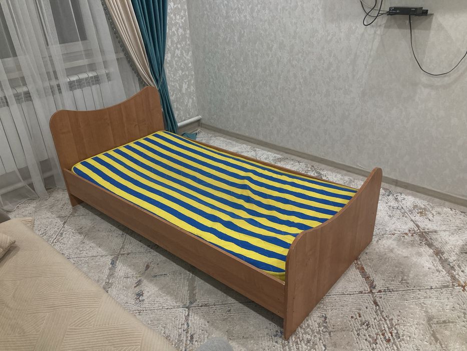 кровать односпальный