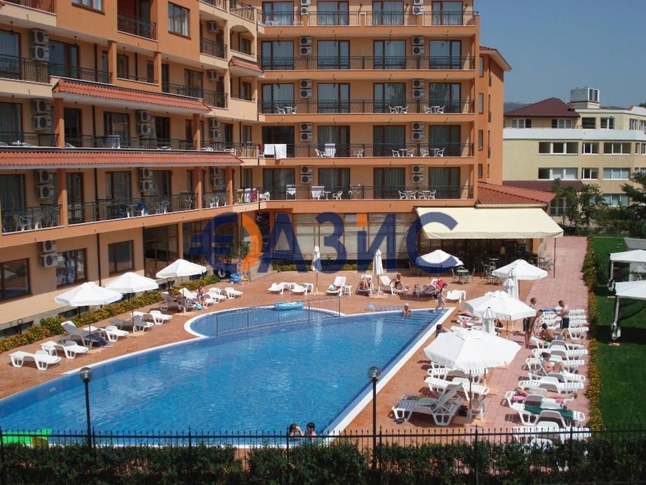 Продава се Двустаен апартамент в к.к. Слънчев бряг - 61 кв.м за 644 €/кв.м - Снимка #14