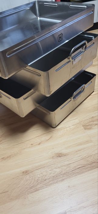 Големи тави  неръждавейка