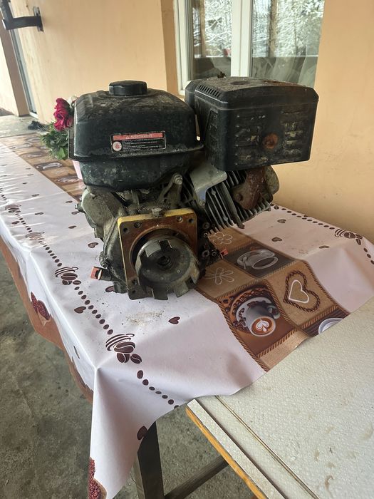 Vând motor de motocultor 18cp