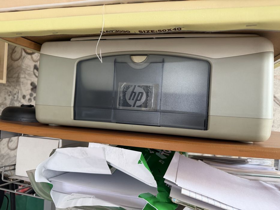 Компьютер, компьютерный столик, принтер