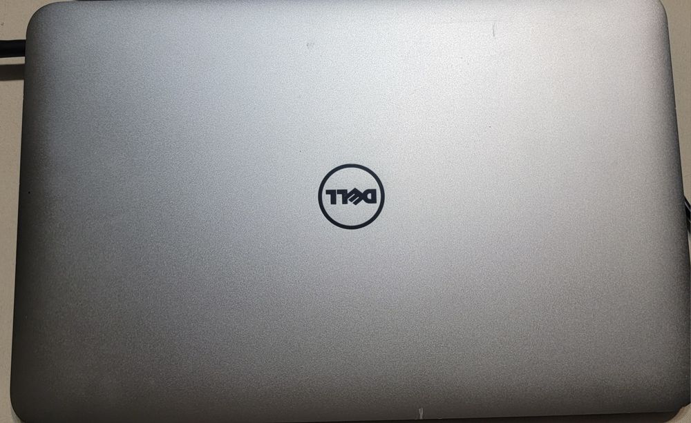 DEL XPS 13 9333 лаптоп