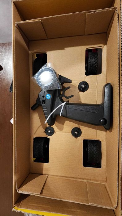 Vand masinuta cu telecomanda RC adusa din America