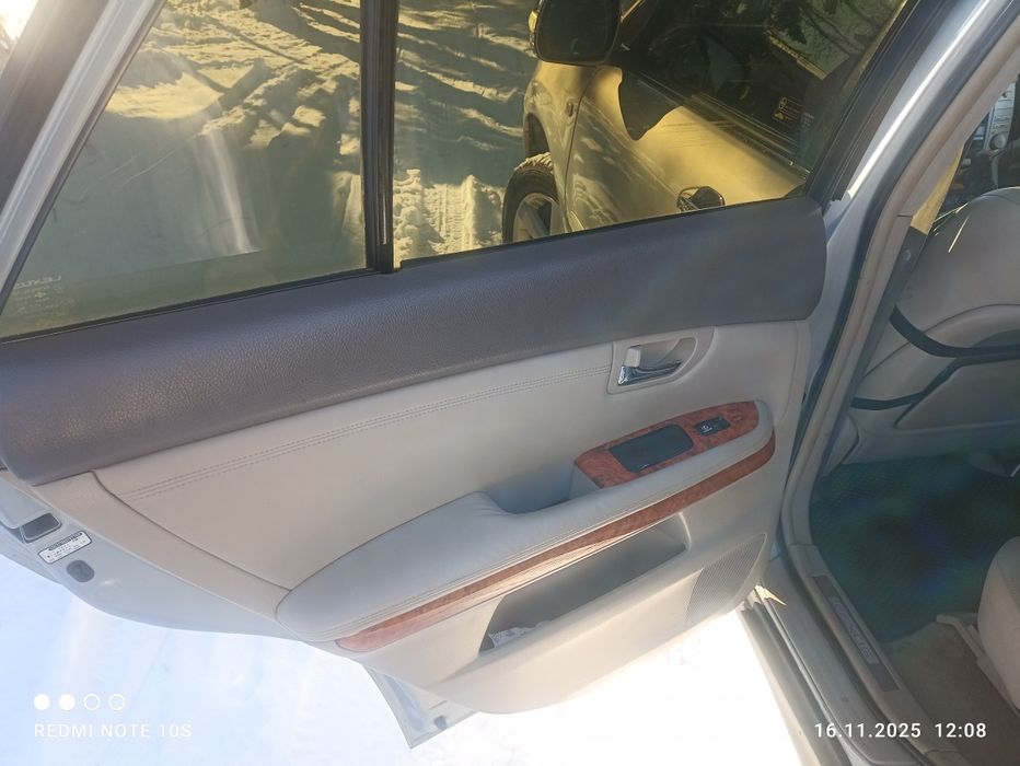 Продам Лексус РХ 350