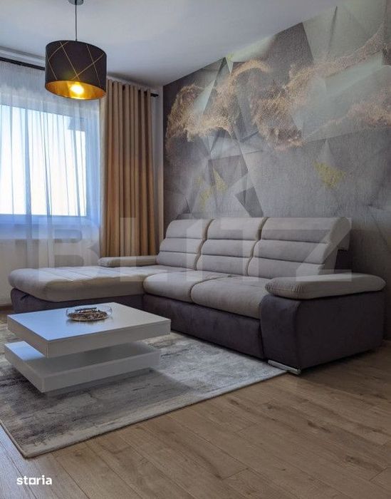 Apartament de vanzare, 2 camere decomandat, 53 mp, zona Tractorul — fotografia 1