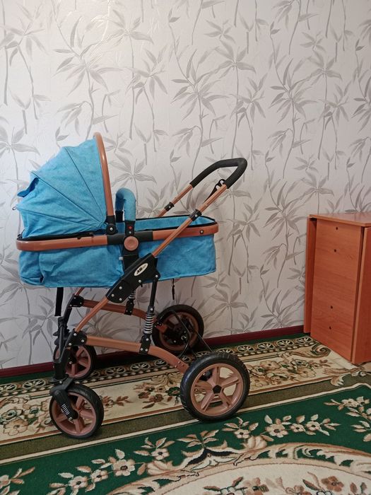 Продам коляску трансформер. Новая