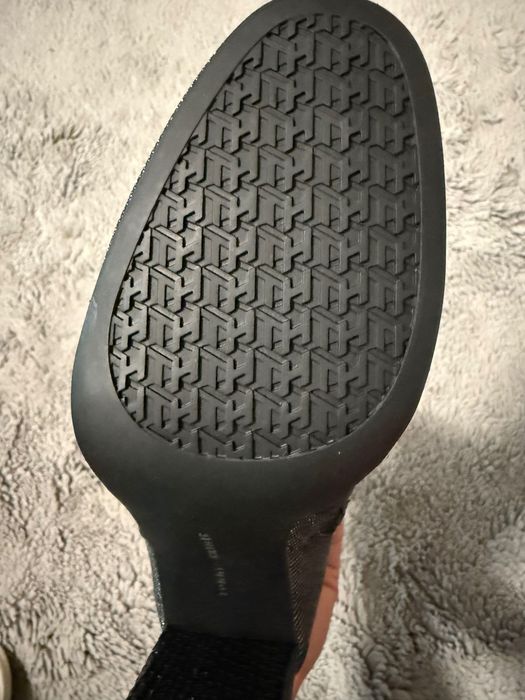 Tommy Hilfiger боти, 37