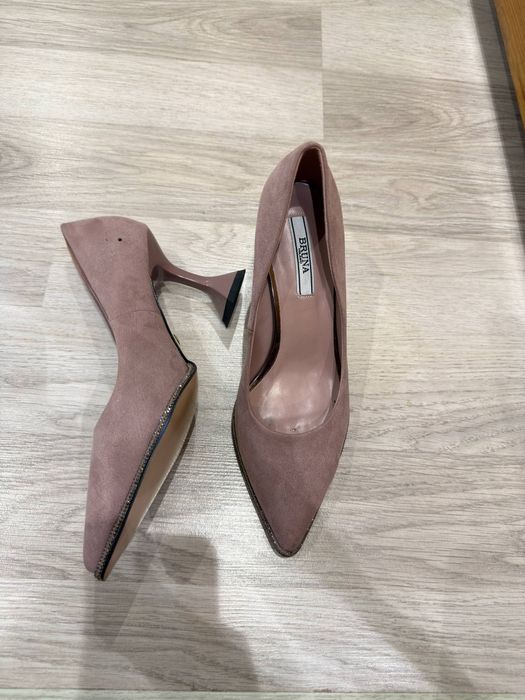 Женская туфли новий