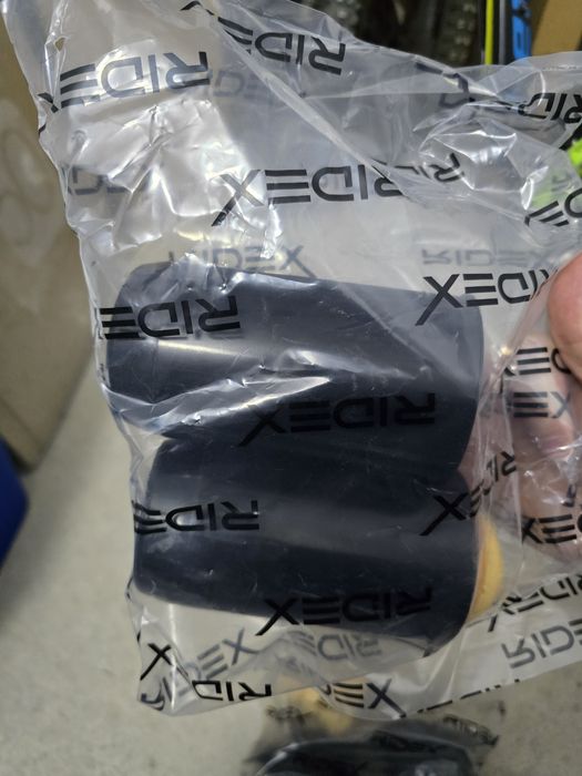 Kit Protectoare praf si amortizoare BMW Seria 3