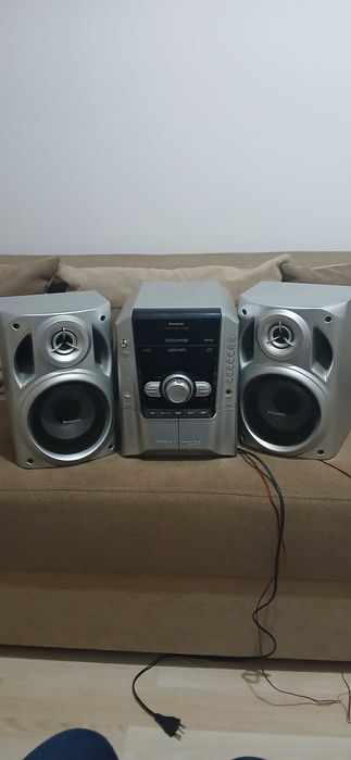 Sistem audio Panasonic cu boxe
