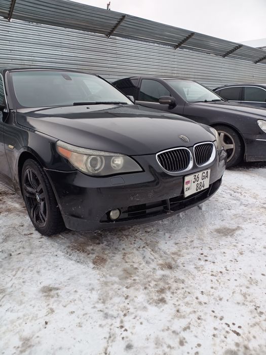 E60 Бампер передний