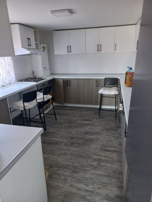 Casa de închiriat lângă Slatina