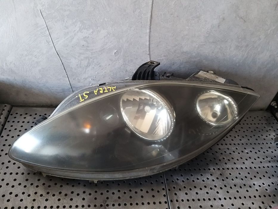 Far stanga seat altea 5p 20b210lh
