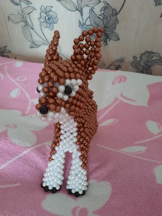 Олениха из бусин