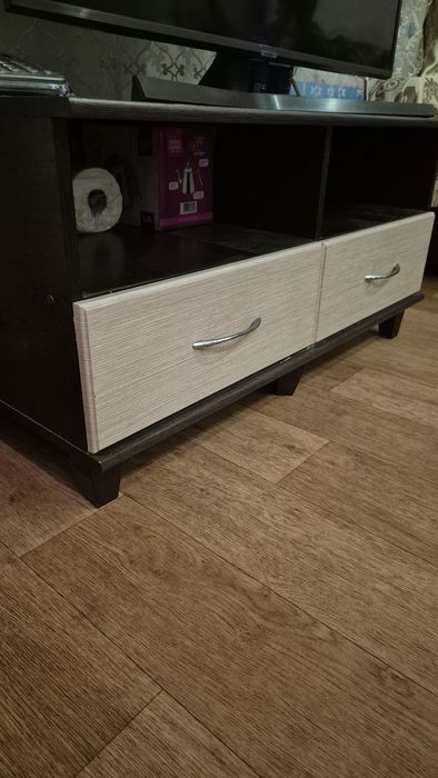 Подставка под телевизор,тумба