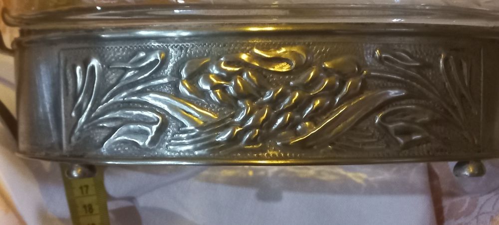 Fructiera cu vas detasabil