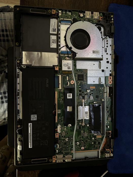 Mentenanța si reparatii laptopuri,console,PC, intsalare windows