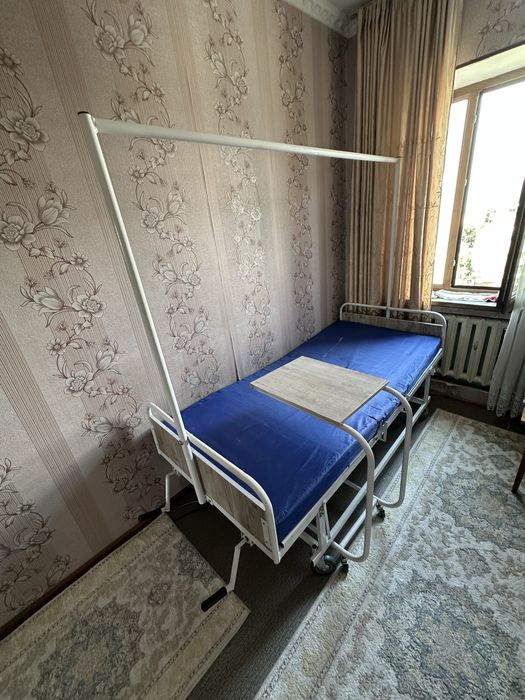 Кровать для лежащих больных