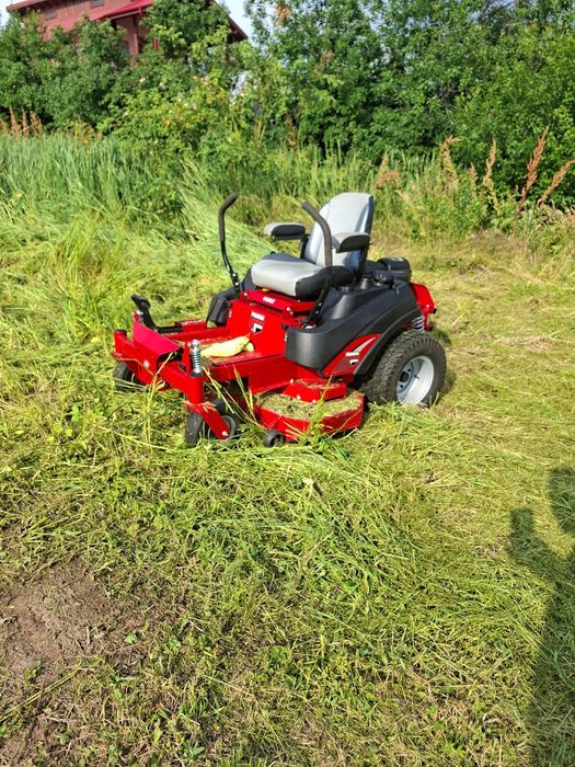 Tractoras Gazon 2024 Ferris 400S 23 CP USA