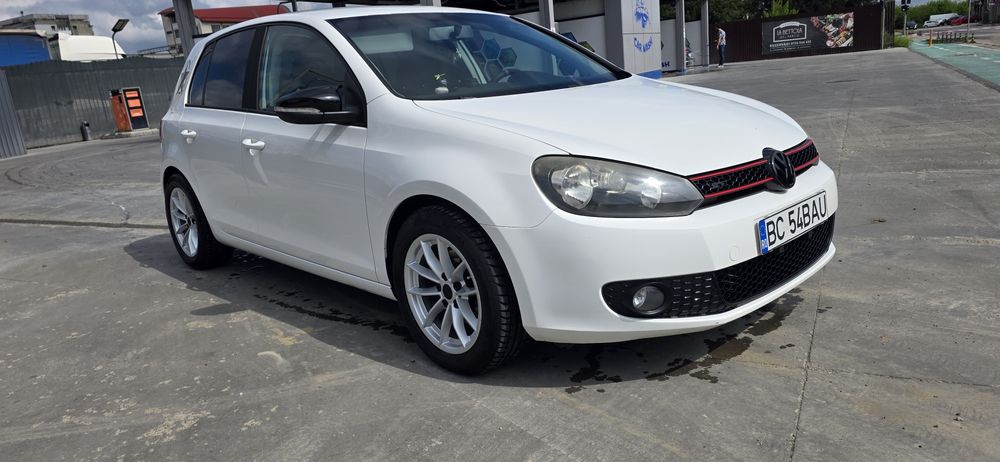 Vand wv golf 6  , motor 1.6 ,an 2011, inmatriculata negociabil