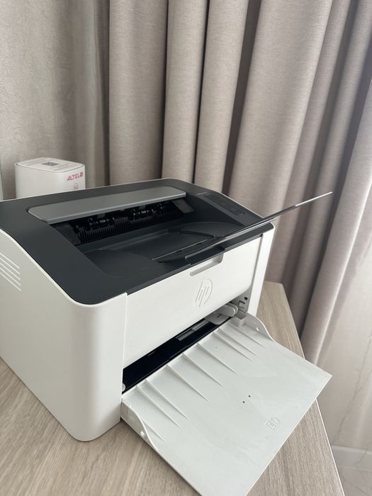 Принтер hp 107a в отличном состоянии