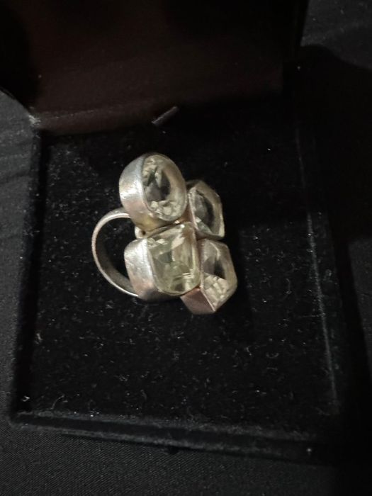 Продам Серебре высокого качества,