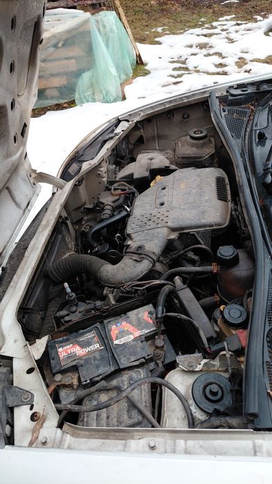 Vand renoult kango,talon retinut