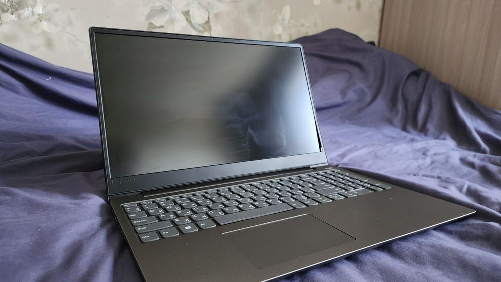 Отличный Ноутбук "DELL"