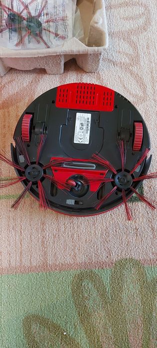 Прахусмокачка робот-dirt devil