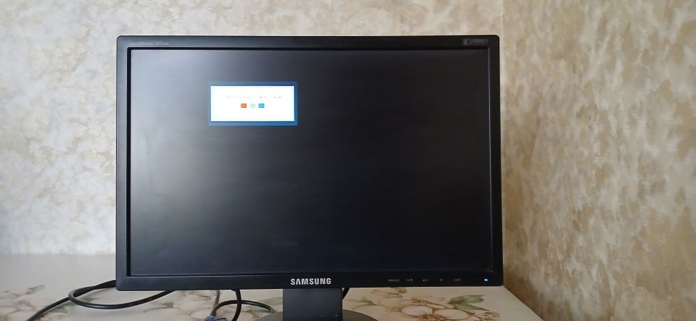 Монитор samsung 943NW