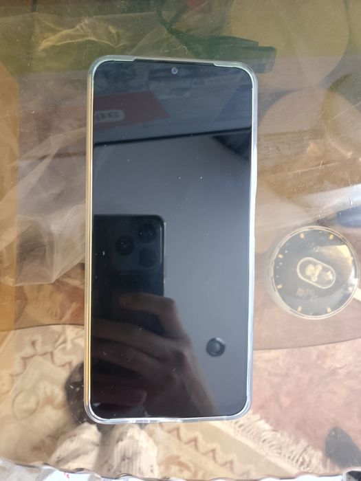 Продам телефон realme  60x  новый