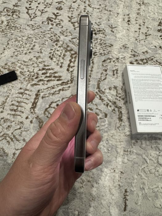 Iphone 15 pro,  128 gb