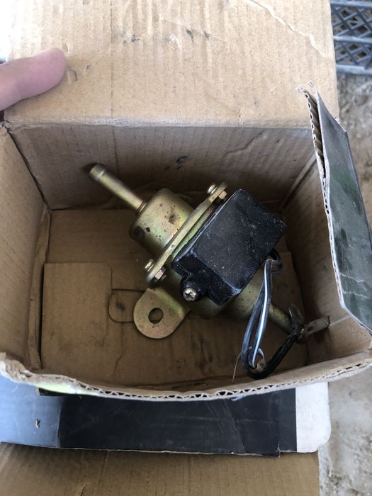 Электрический бензонасос для ваза