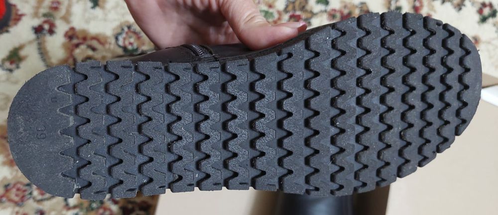 Продам    сапоги