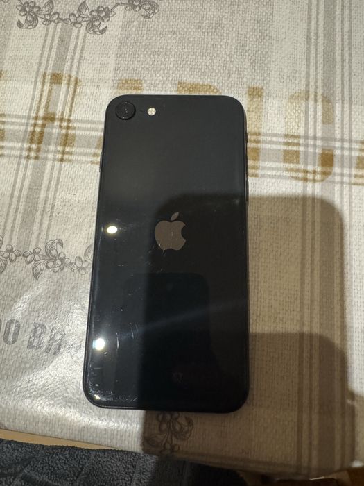 Iphone se  128 gb