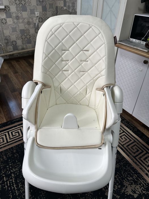 Детский стульчик для кормления