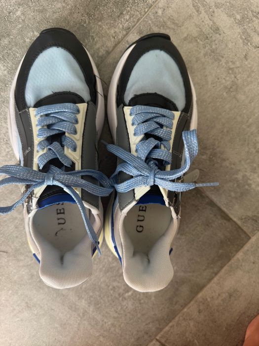 Спортни обувки GUESS 36 номер