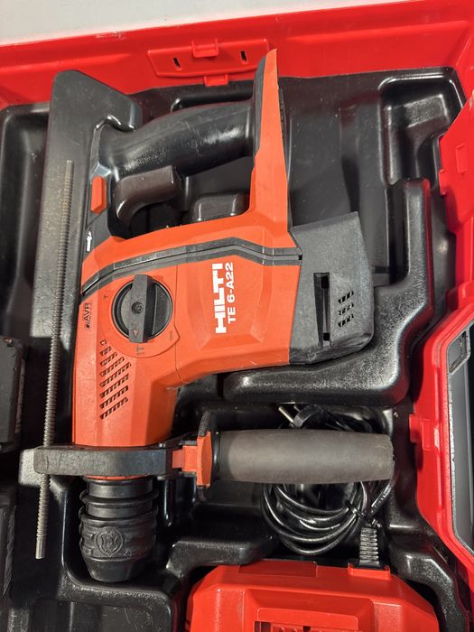 Hikti TE 6-A22 rotopercutor pe acumulator bormasina gauri spart beton