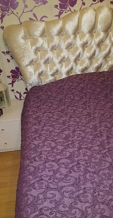 Лилава кувертюра / шалте