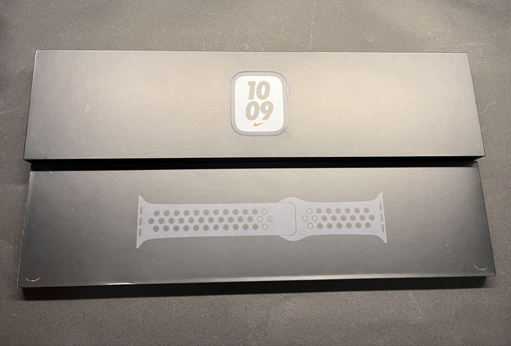 Amanet Vitan-AG.SOCULUI-Apple Watch Nike seria