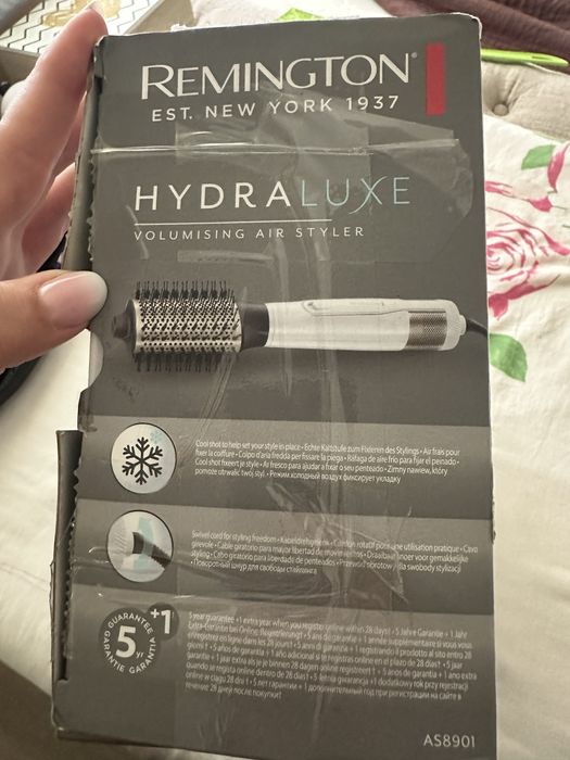Perie Remington HydraLuxe Perie Par Uscator perie rotunda