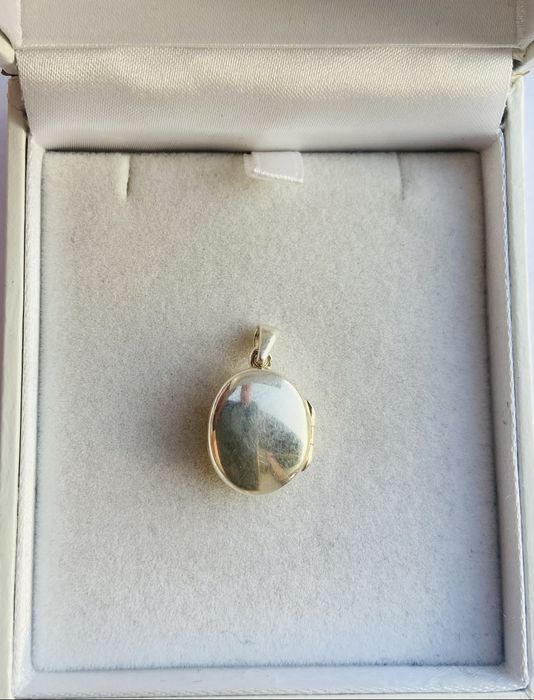 Pandantiv din argint cu zirconie pentru poze