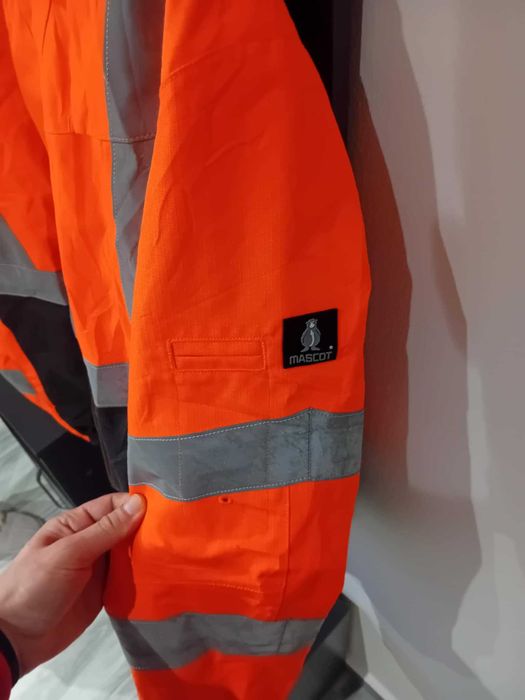 Geaka barbati stare foarte bună