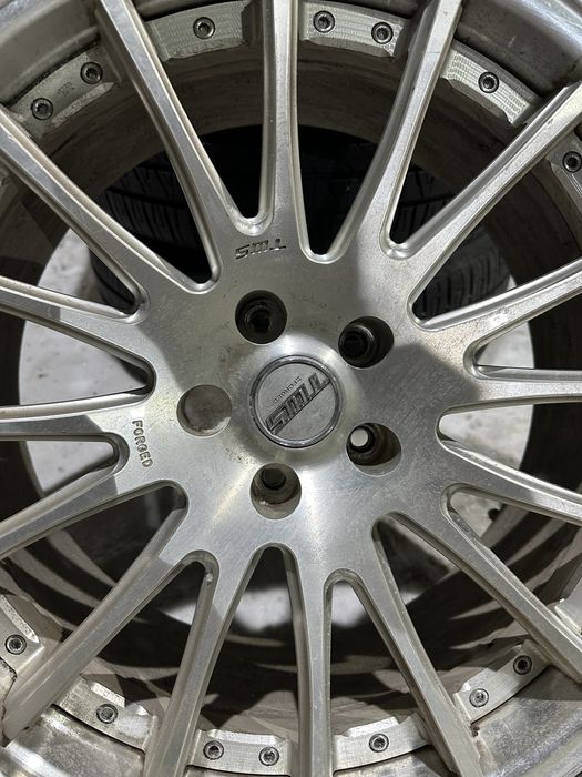 Диски-r20 продам Forget