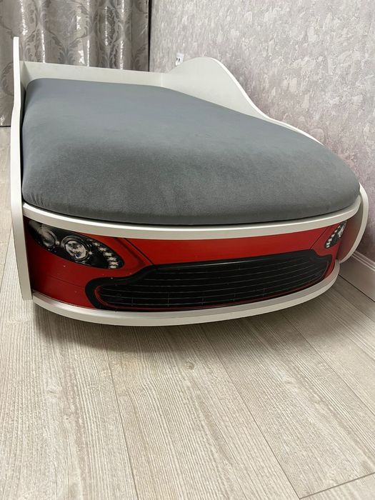 Продам детскую кровать