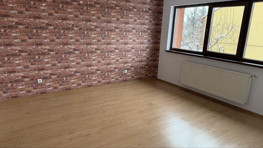 Inchiriez casa particulara zona Budai,singur in curte