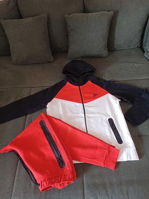 Мъжки екип Nike Tech S размер