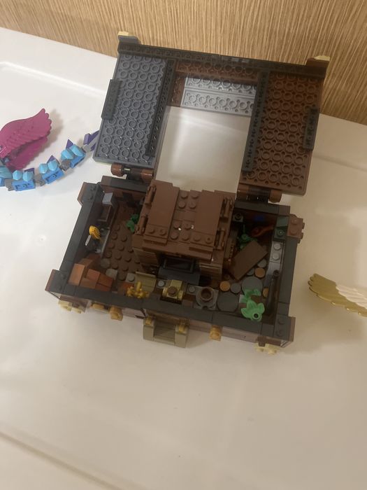 Лего Harry poter ,,Чемодан Ньюта Саламандера ’’