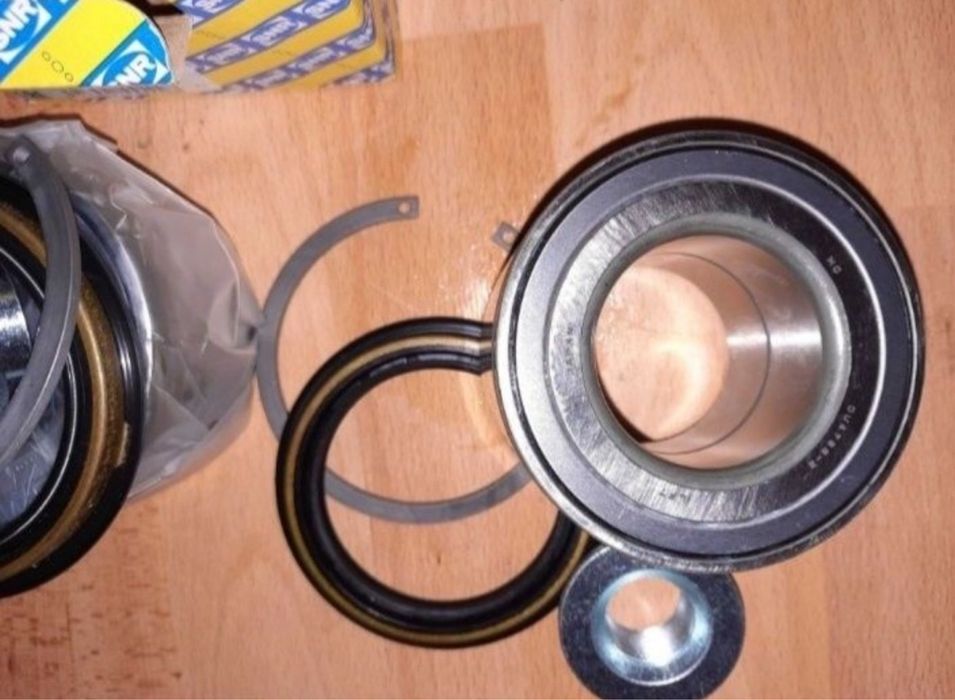 Kit/set rulment roata Ford RangerMazda pick-up